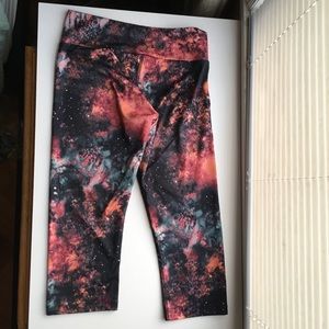 Galaxy Nebula Star Knee Length Crop Leggings Yoga